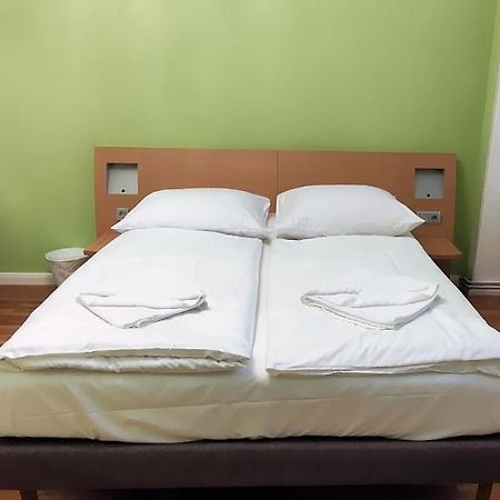 Albert Rooms Берлин Экстерьер фото